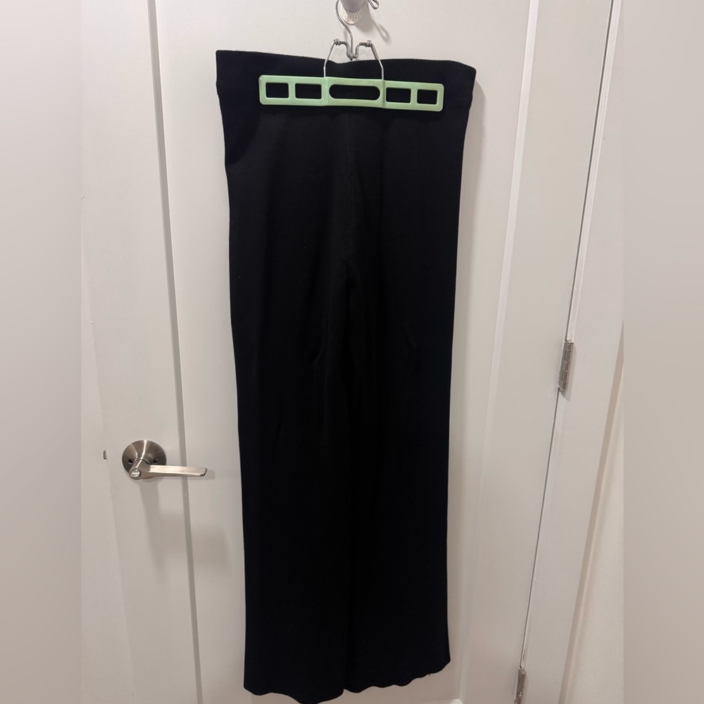 New Forever 21 Black Wide-Leg Pants talk fit size large